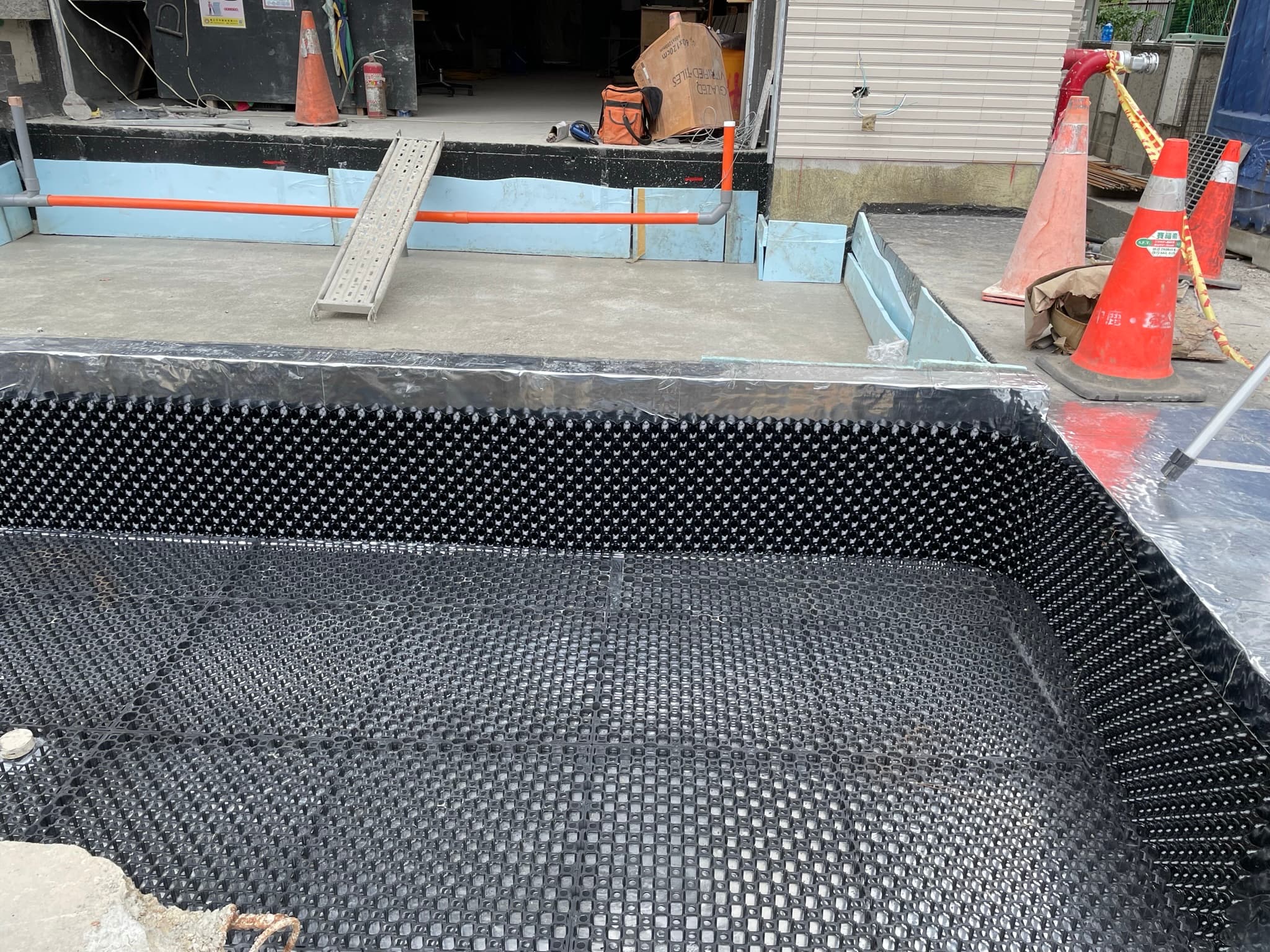 土城區 私人案HIPS導根版增設工程